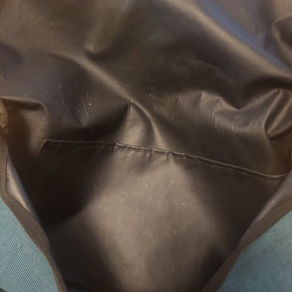 Used Vaya Flap Back bike messenger backpack blue striped - Picture 4 of 7